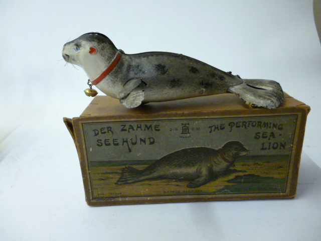 An E P Lehmann Performing Sea Lion novelty clockwork toy