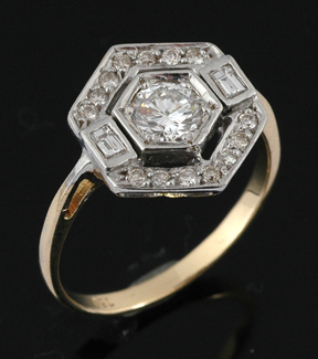 An Art Deco style diamond plaque ring The hexagonal pierced