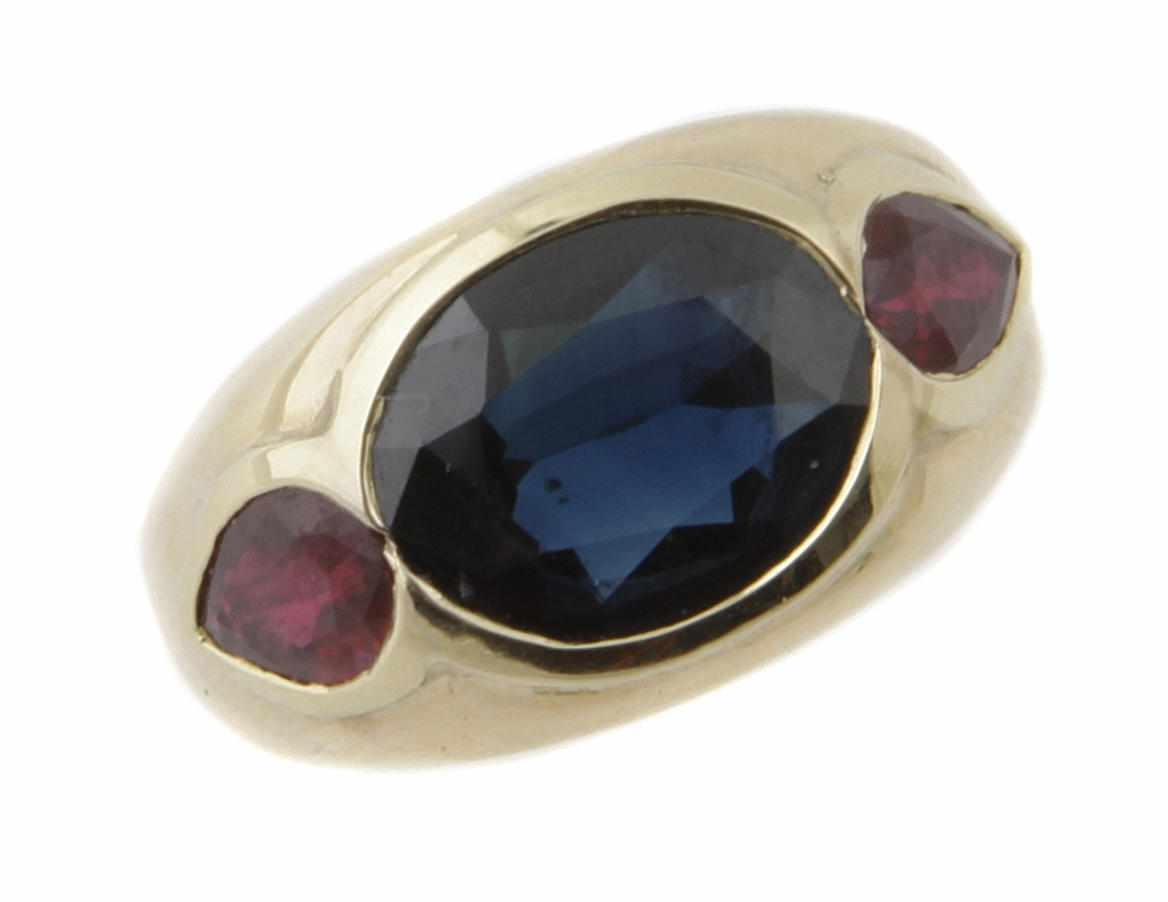 A synthetic stone and 14k gold ring size 5 1