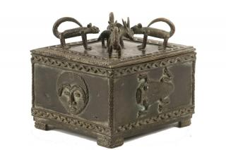 AFRICAN ASHANTI BRONZE BOX Rare Square Shaped Kuduo or Sacred