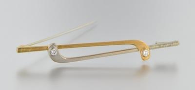 A Signed Trudel 18k Gold and Diamond Golf Clubs Brooch
