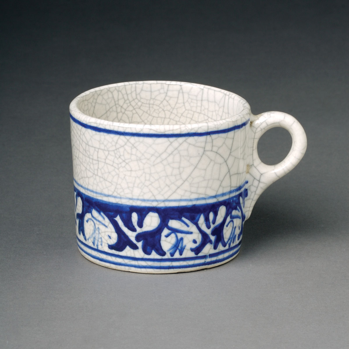 DEDHAM POTTERY RABBIT TWO EAR PATTERN MUG Painted in dark