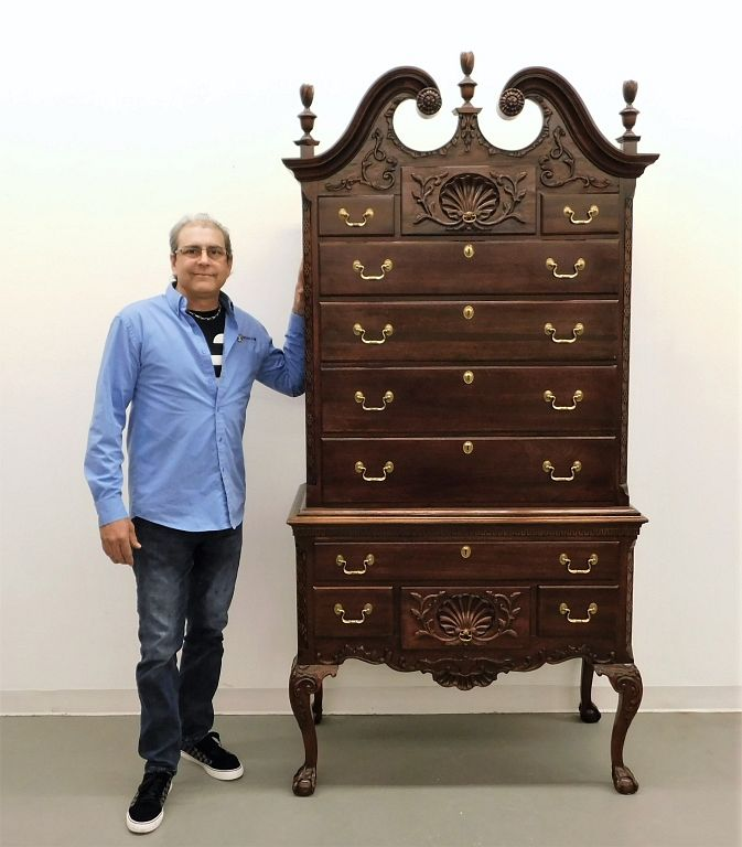 LG Link Taylor Ornate Shell Carved Highboy United States 20th