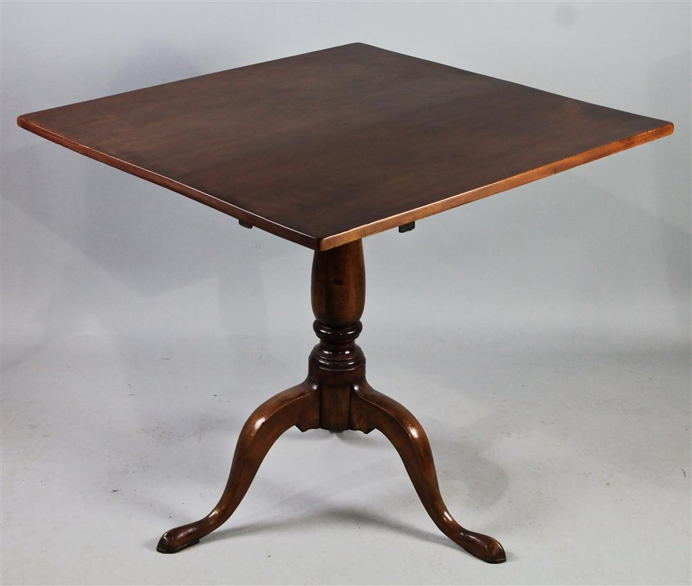 NEW ENGLAND QUEEN ANNE CHERRYWOOD TILT TOP TEA TABLE having