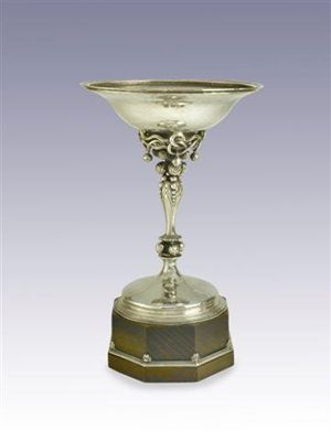 By Omar Ramsden A modern pedestal dish or tazza with
