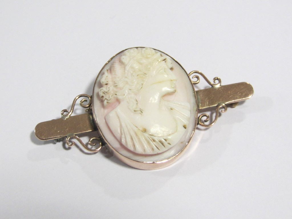A Victorian shell cameo brooch set to a rose gold