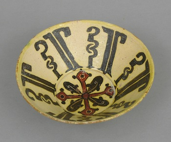 A Persian Glazed Bowl ca 10th 12th Century A foot