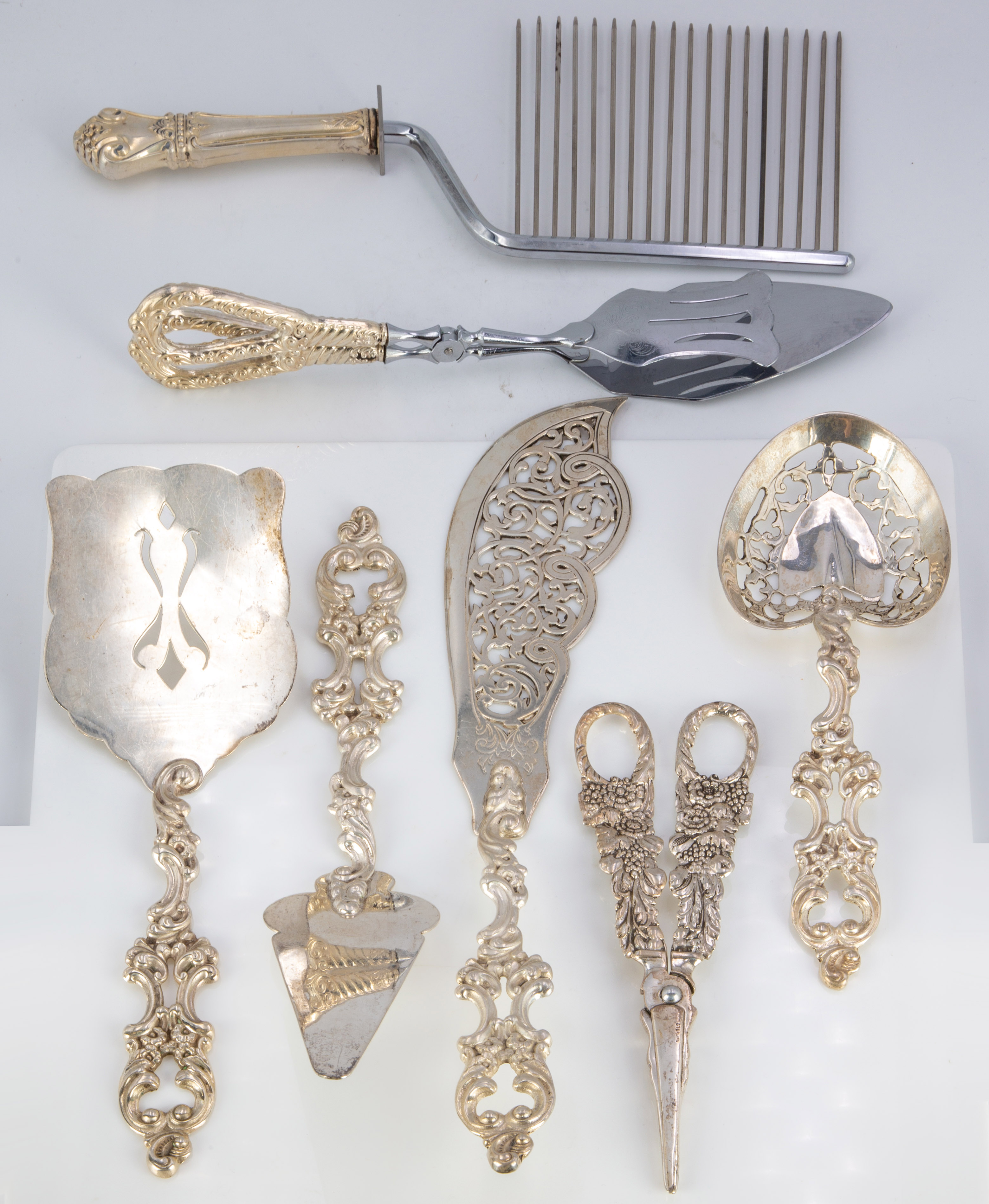 ART NOUVEAU SILVER SERVING PIECES weighable 18 76 troy ounces