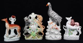 lot of 4 Staffordshire figural groups comprising an early pearlware