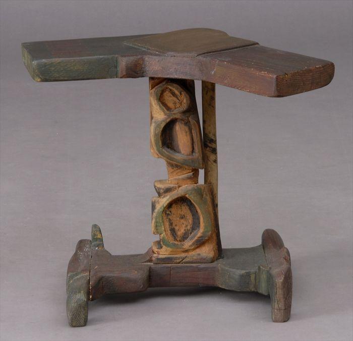 SMOKEY TUNIS OCCASIONAL TABLE Carved and painted wood the 2