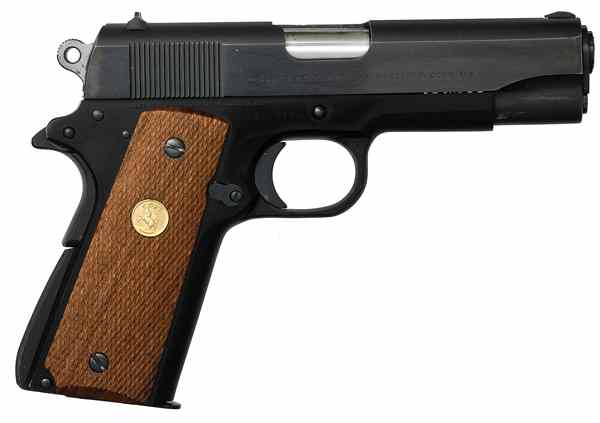 Colt Combat Commander Lightweight Semi Auto Pistol 45 ACP cal