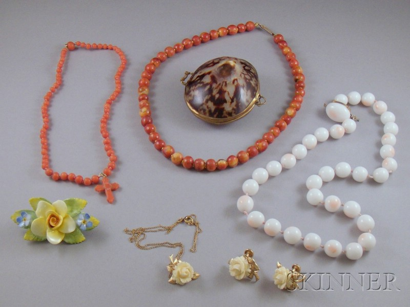 Small Lot of Assorted Jewelry including a Trifari faux angelskin