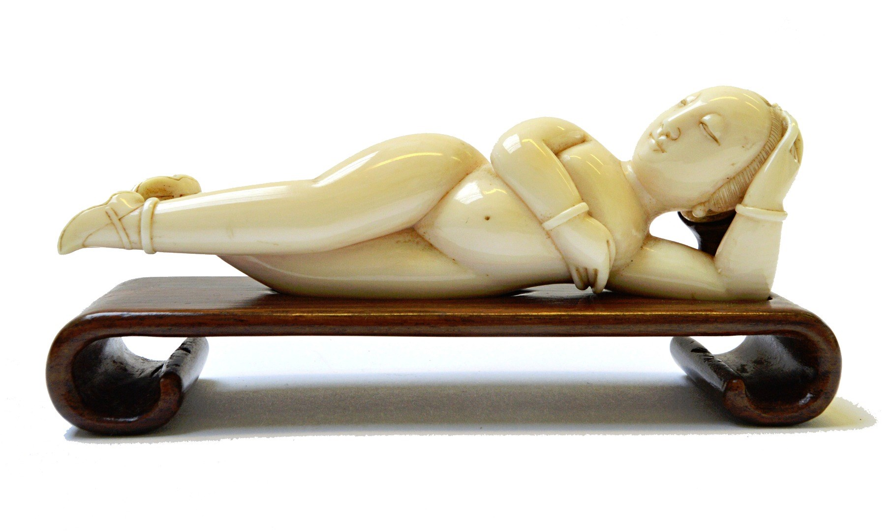 A good Chinese ivory carving of a doctor s lady