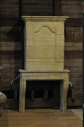 STONE CHIMNEYPIECE WITH PANELLED CHIMNEYBREAST 98 3 4 x 51