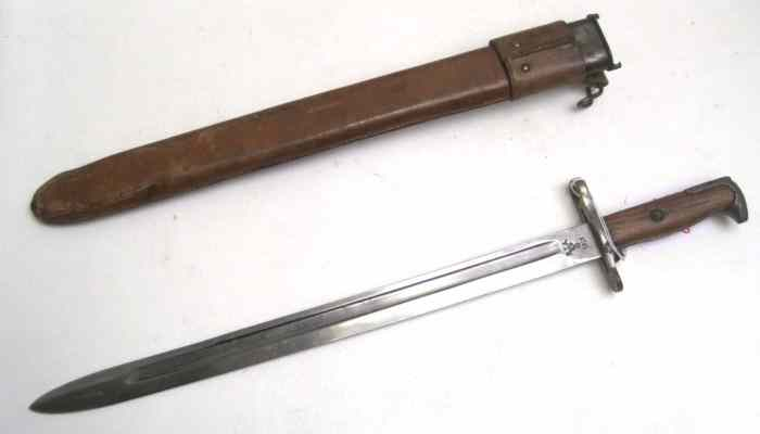 US MODEL 1905 BAYONET WITH SCABBARD bayonet 16 blade wood