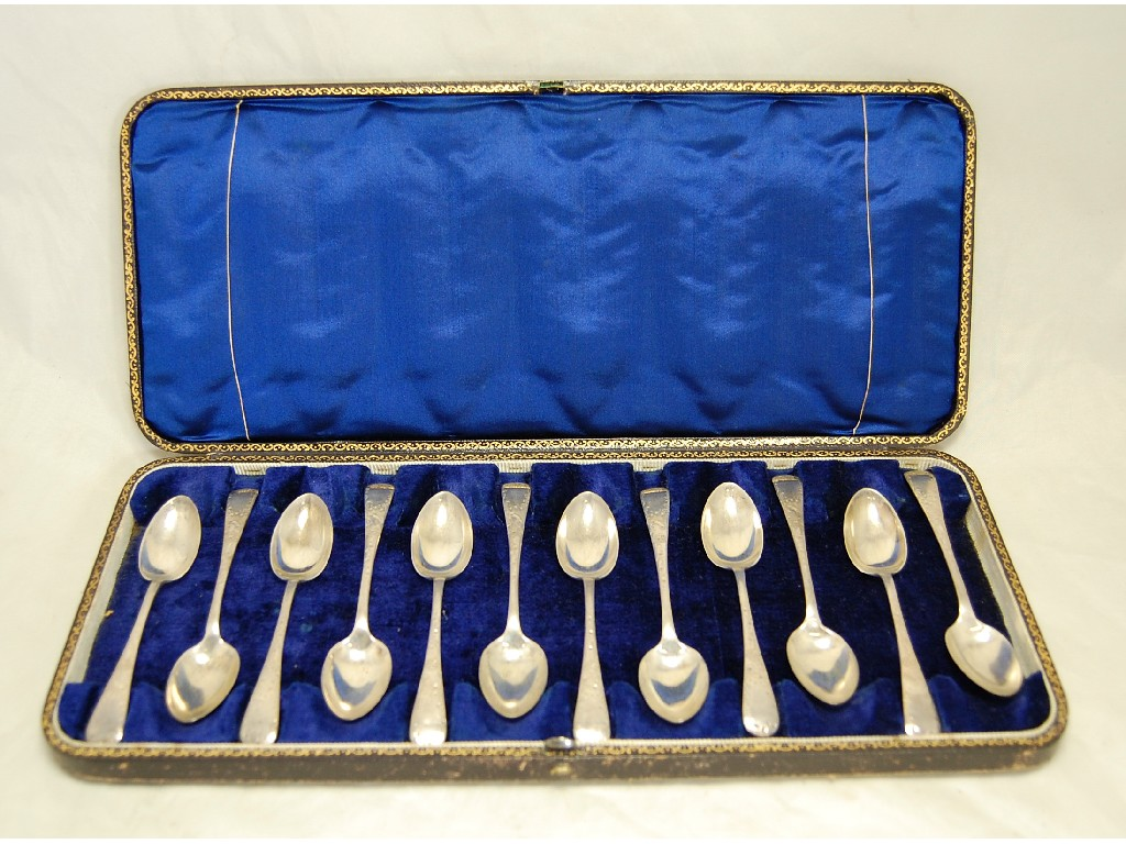 Dozen silver bright cut engraved teaspoons Sheffield 1785 in fitted