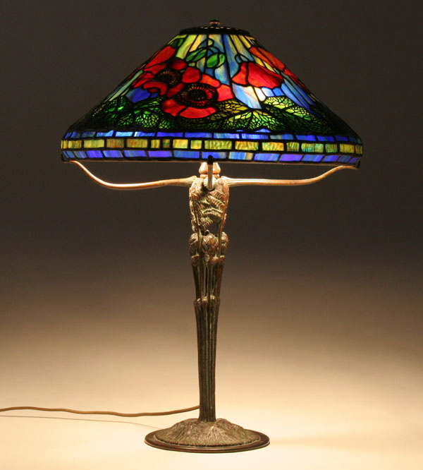Leaded glass and bronze table lamp in the poppy pattern