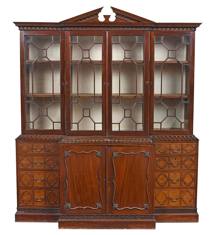 Chippendale Style Mahogany Fretwork Breakfront early 20th century upper case