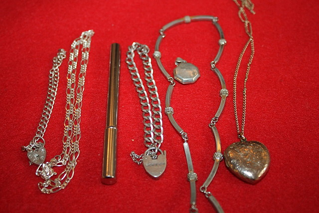 A SMALL COLLECTION OF MISCELLANEOUS SILVER including two silver bracelets