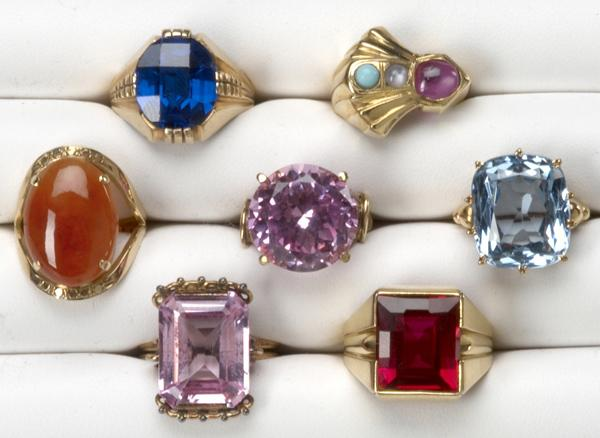 GOLD AND GEMSTONE RINGS Seven rings most 18k some 14k