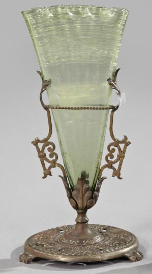 Large American Vertical Optic Rib Threaded Green Glass Fan Vase