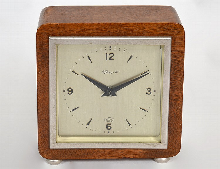 ELLIOT TABLE CLOCKMid 20th Century The dial signed Retailed by