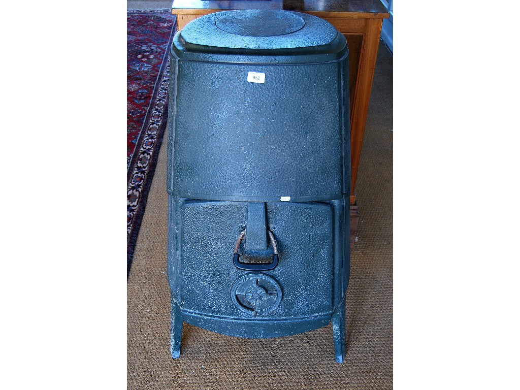 A large Jotul NR4 woodburning stove suitable for workshop warehouse