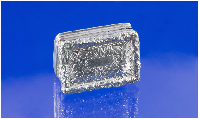 Georgian Silver Miniature Vinaigrette Rubbed London hallmark 1 inch long