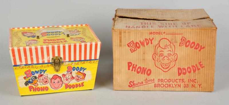 Lot of 2 Howdy Doody Phone Doodles Plastic phone appears