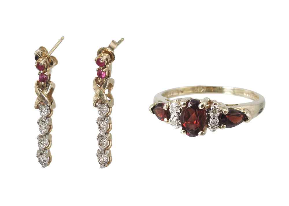 RUBY AND DIAMOND EARRINGS AND GARNET RING 14K yellow gold