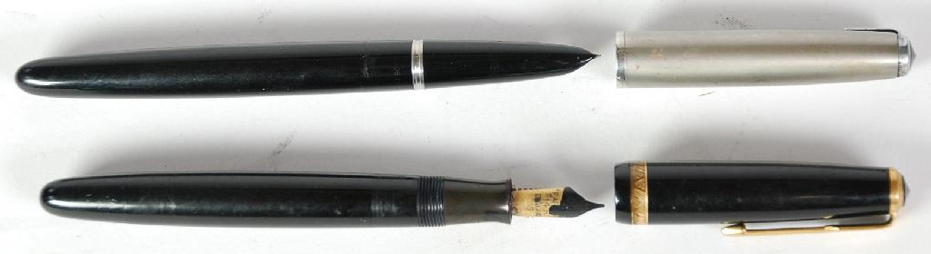 PARKER DUOFOLD FOUNTAIN PEN with 14ct gold 35 nib glossy