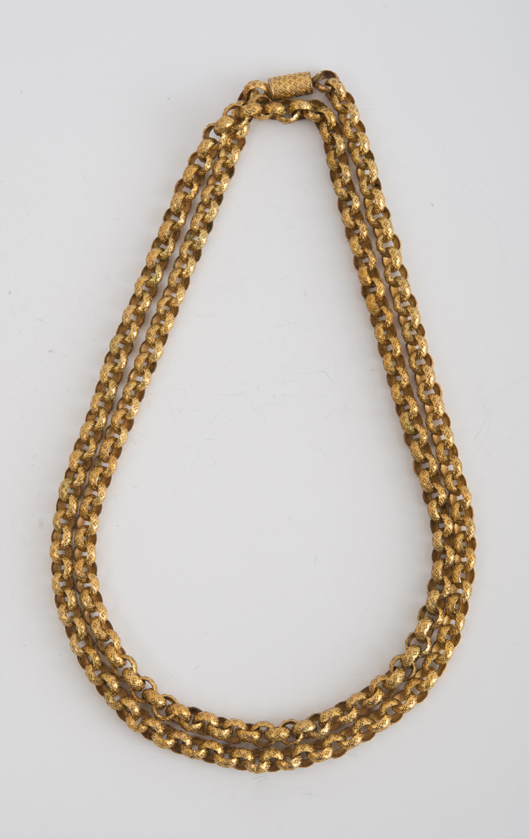 GEORGE III PINCHBACK GOLD PLATED CHAIN 38 in Property of