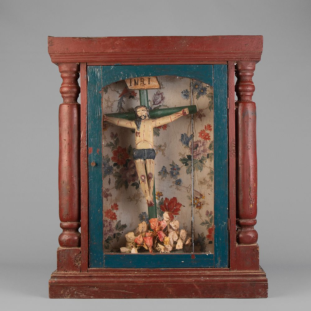 Mexico Wooden Nicho with Cristo Crucificado Late 19th Century Mexico