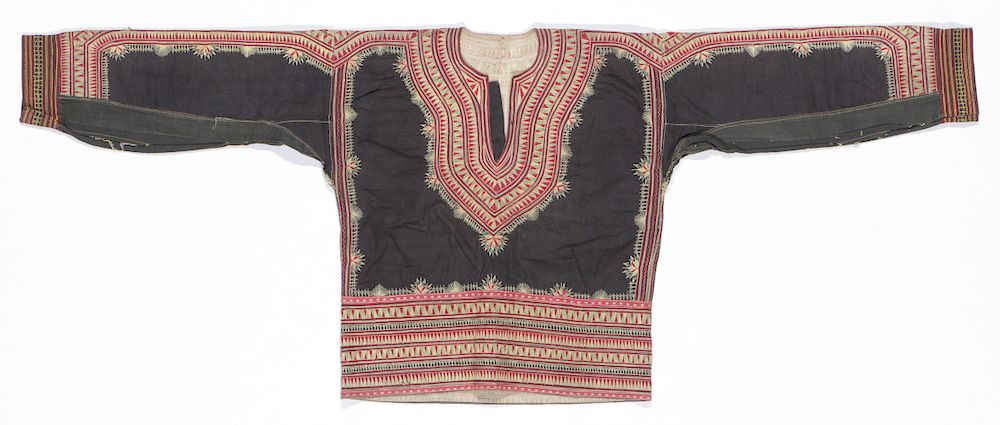 Indonesian Woman s Embroidered Top Textile Woman s top cotton