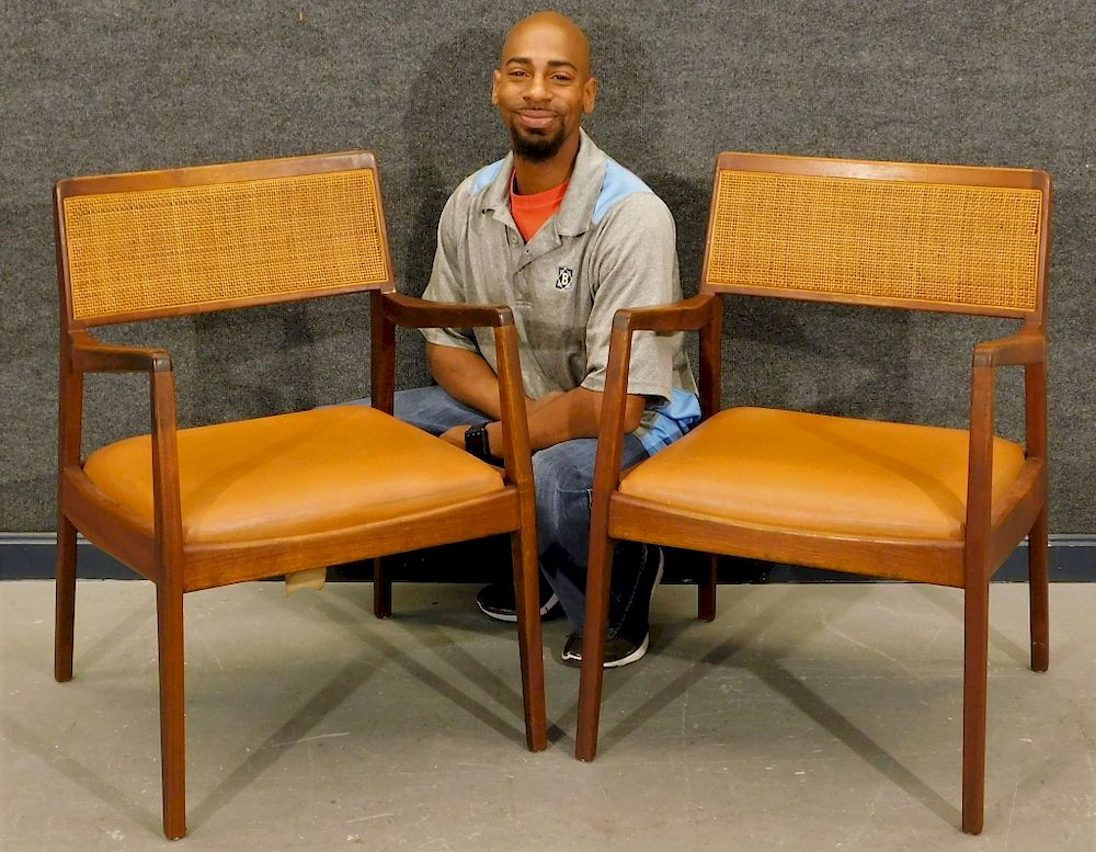 PR Jens Risom MCM Danish Modern Wood Arm Chairs Jens