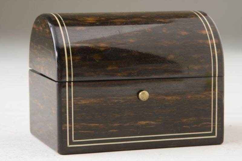 Coromandel Snuff Box late 19th century diminutive casket form inlaid