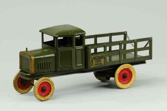 KINGSBURY STAKE TRUCK C 1927 painted in olive green overall