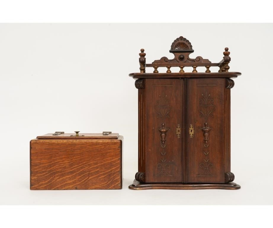 Hanging mahogany stained cabinet 20 h missing lock and finials