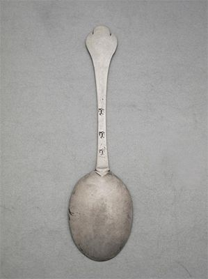 A William Mary dessert spoon maker John I Peard Bideford