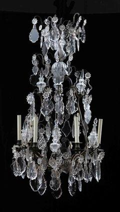LOUIS XV SIX LIGHT CHANDELIER The pear from skeleton frame