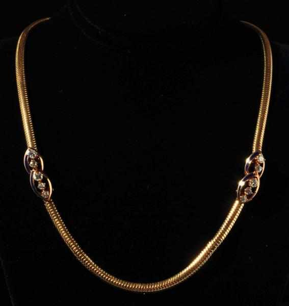 14K Y Gold Snake Chain Necklace Description With ten diamonds