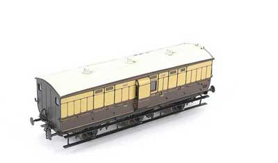 Kitbuilt O Gauge 6 wheeled GWR Brake Van running No