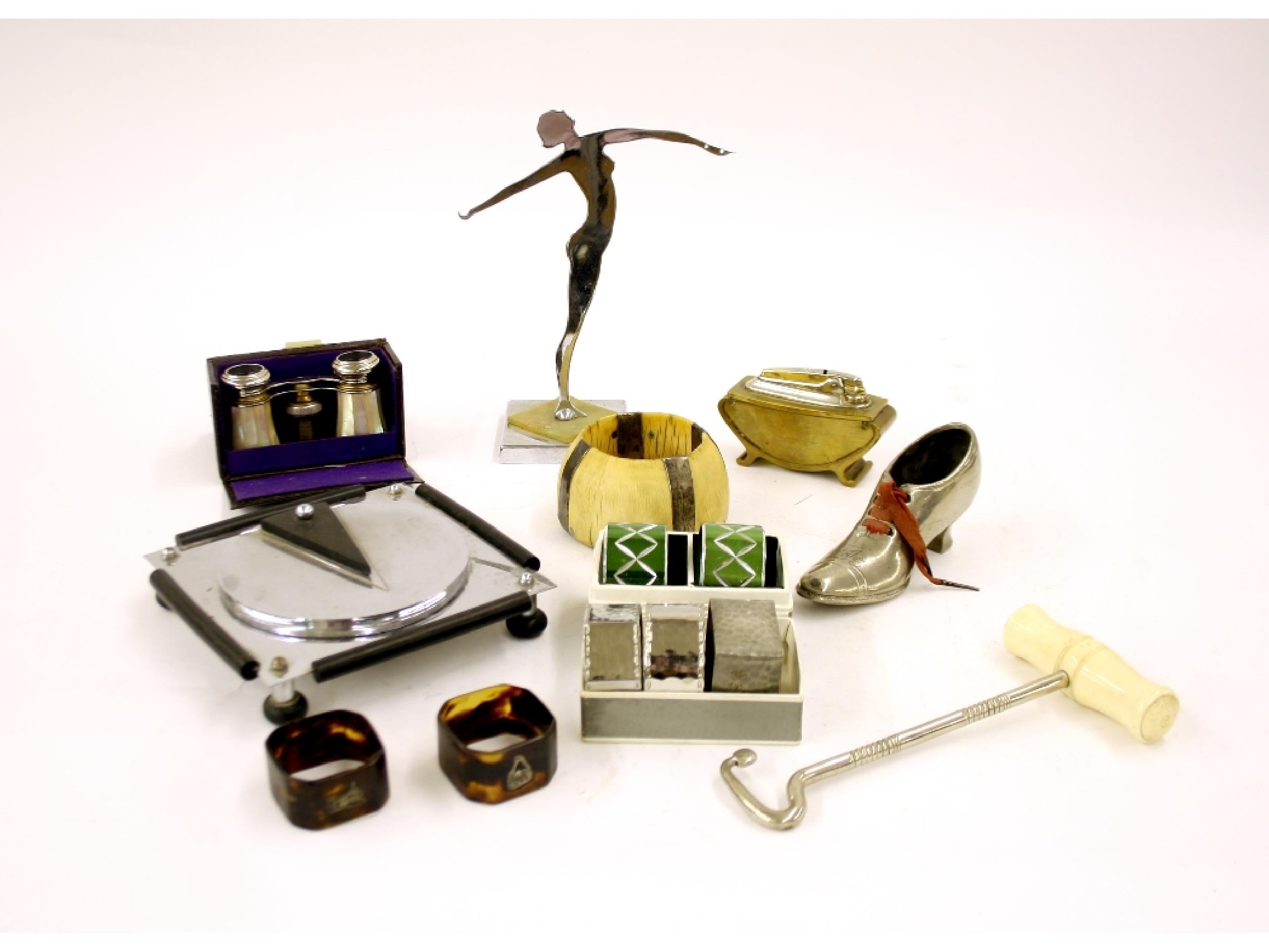 Interesting Items to include cased mother of pearl opera glasses