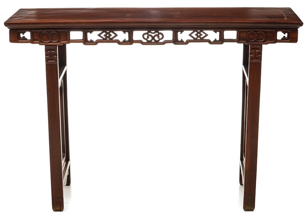 AN EARLY TO MID 20TH C CHINESE HARDWOOD ALTAR TABLE