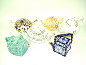 Crown Derby Imari pattern tea pot 13 5cm high another