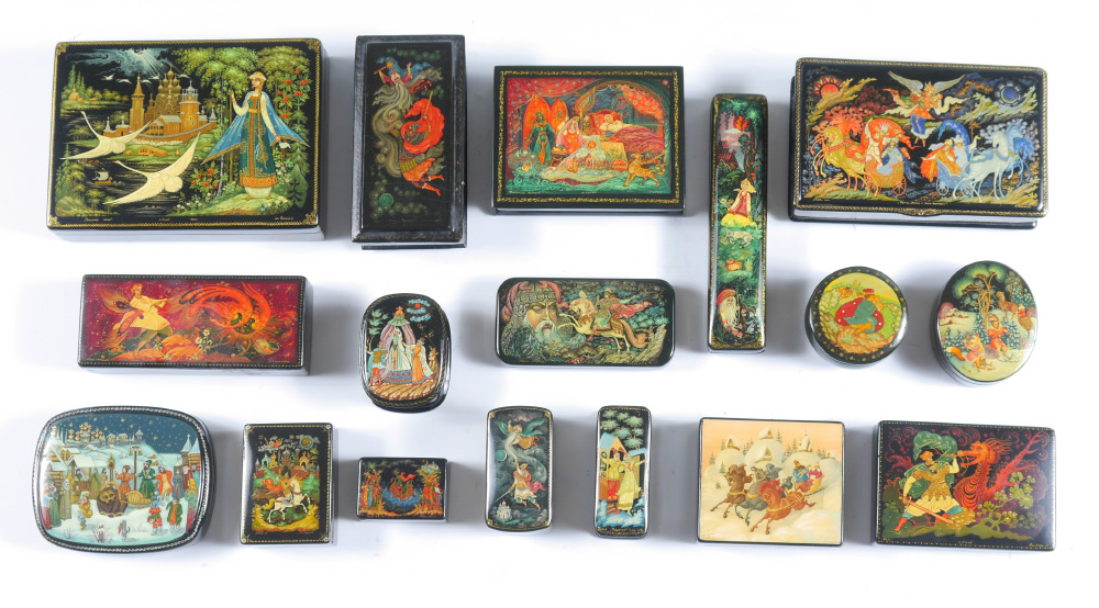 17 RUSSIAN LACQUER BOXES An assembled collection of 17 boxes