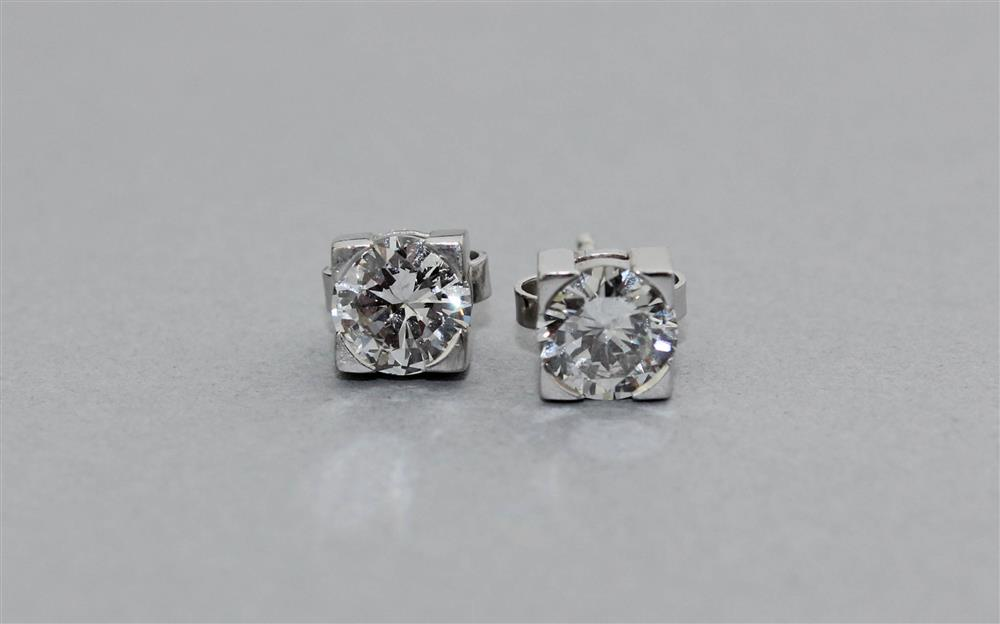 14K WHITE GOLD BRILLIANT CUT DIAMOND STUD EARRINGS round brilliant