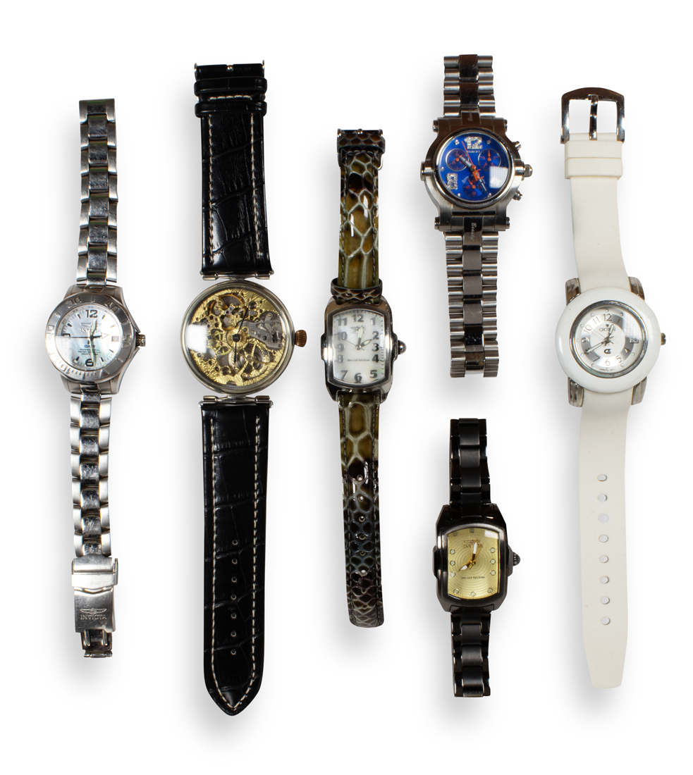 A COLLECTION OF WRISTWATCHES A collection of wristwatches including a