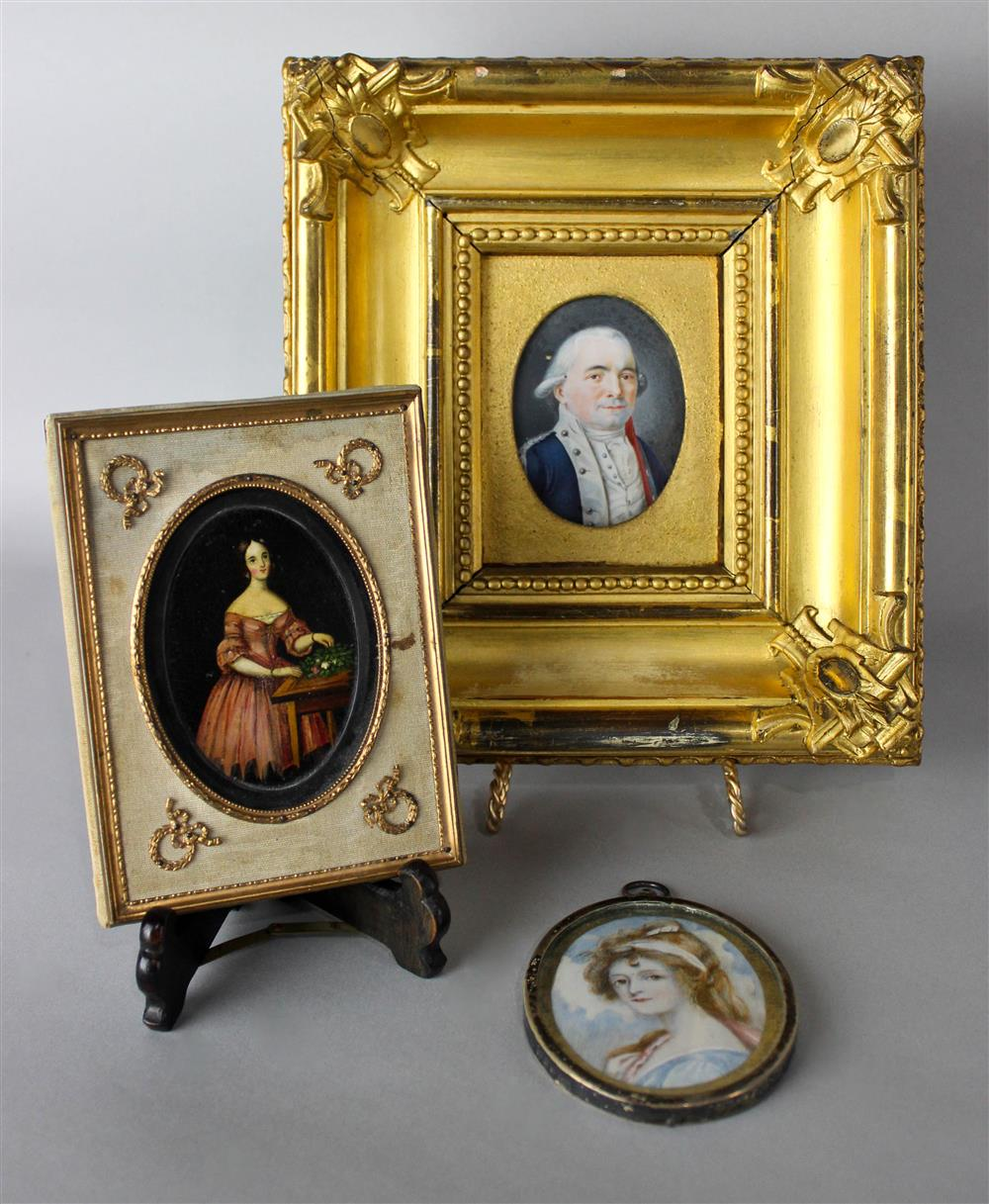 ENGLISH SCHOOL 18TH 19TH CENTURY MINIATURE OF ENGLISH OFFICER AND