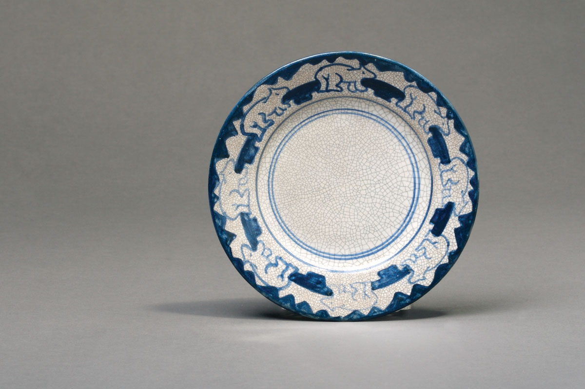 DEDHAM POTTERY POLAR BEAR PATTERN BREAD AND BUTTER PLATE Painted